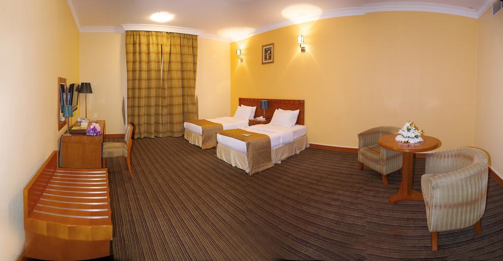 Al Massa Plus Hotel Al Ajn Exteriér fotografie